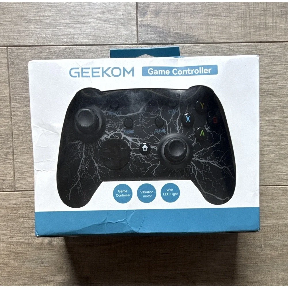 GEEKOM Bluetooth Controller Nintendo Switch PC Turbo Vibration LED Black J64466